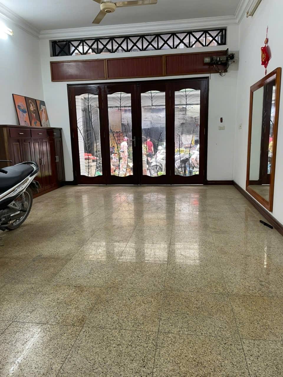 Cho thuê nhà Trần Khát Chân kinh doanh tốt, 4 tầng x 80m2, 5 PN, 25 Triệu vào ngay - Ảnh 2